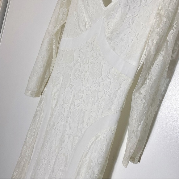 Ark & Co. Long Sleeve Floral Wedding Dress with Train | US Size S - Picture 2 of 13